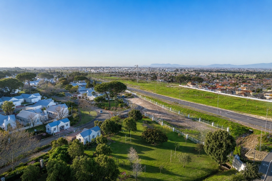 3 Bedroom Property for Sale in Zevenzicht Western Cape
